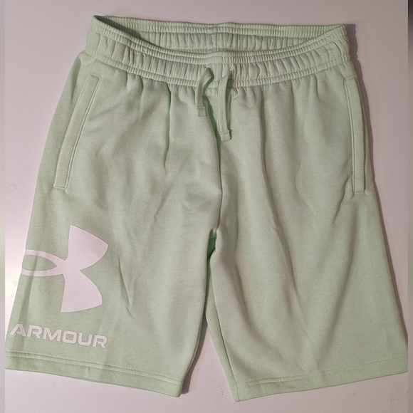 Under Armour Other - Under Armour Lime green men's Short size L